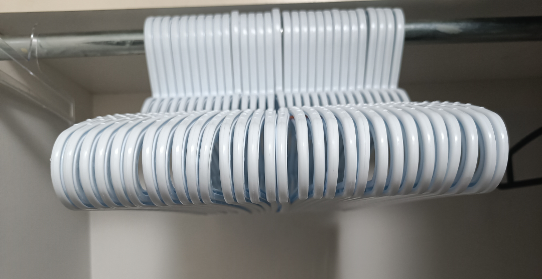 Cloth hangers pack of 30 - Like Brand new. thumbnail