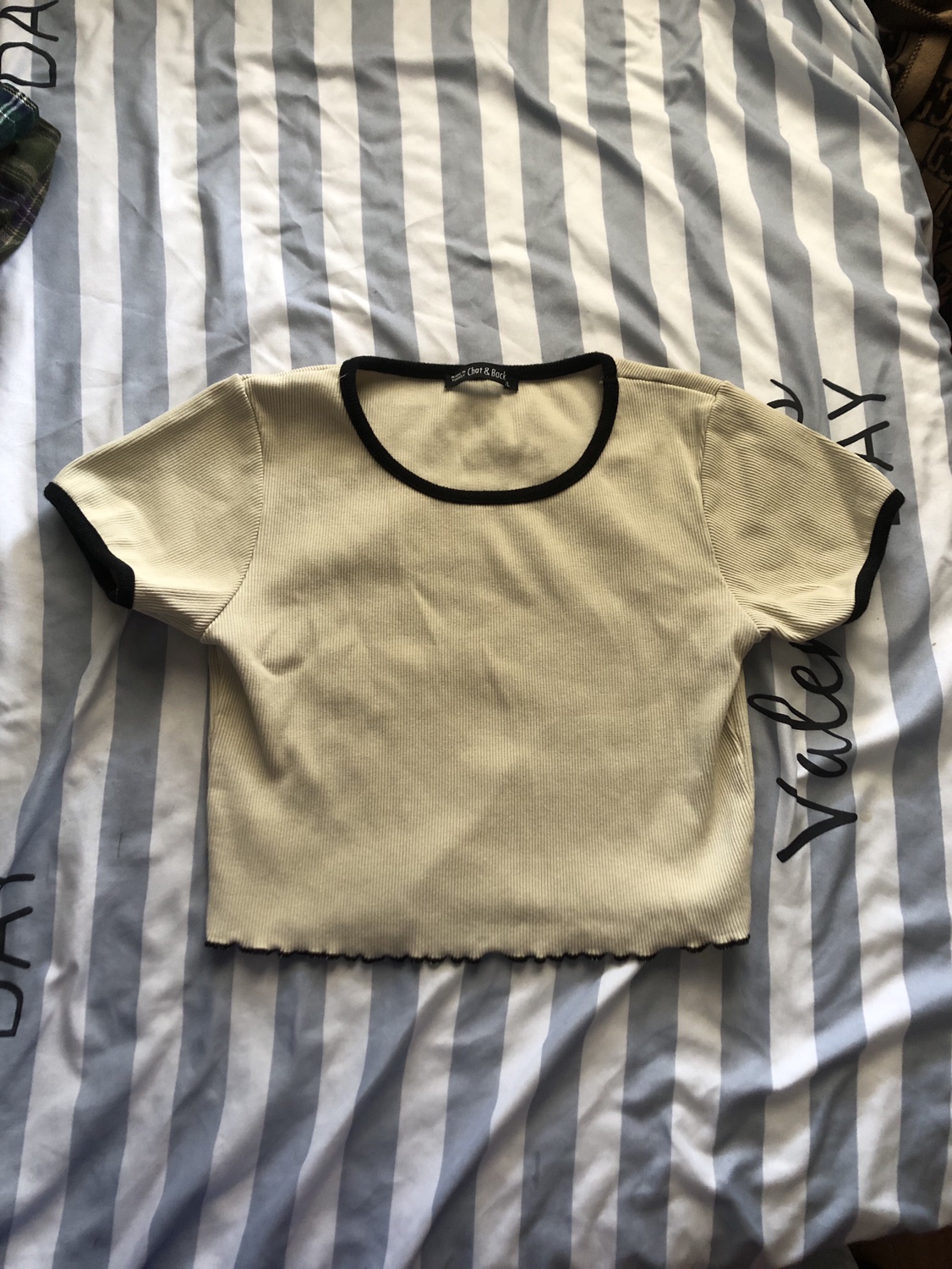 M size crop top from Turkey thumbnail
