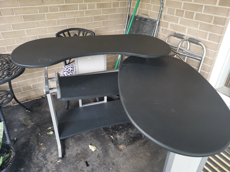 computer desk