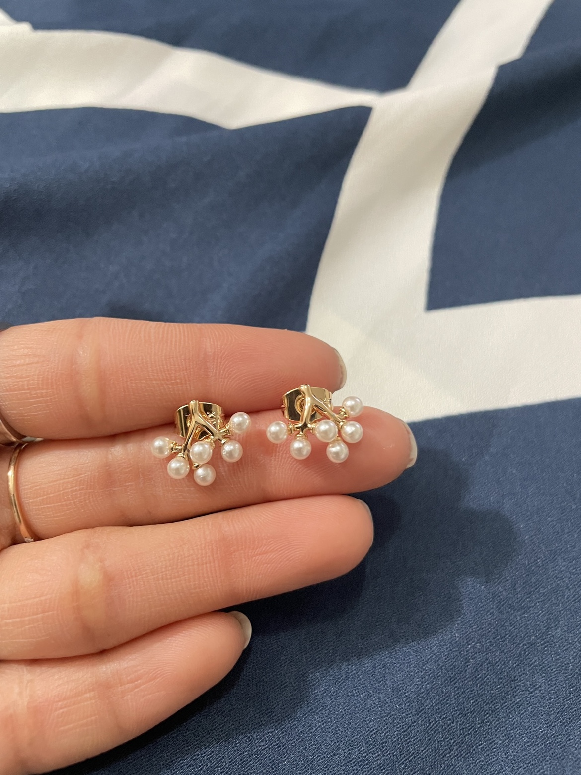 “Free” earrings - photo 2