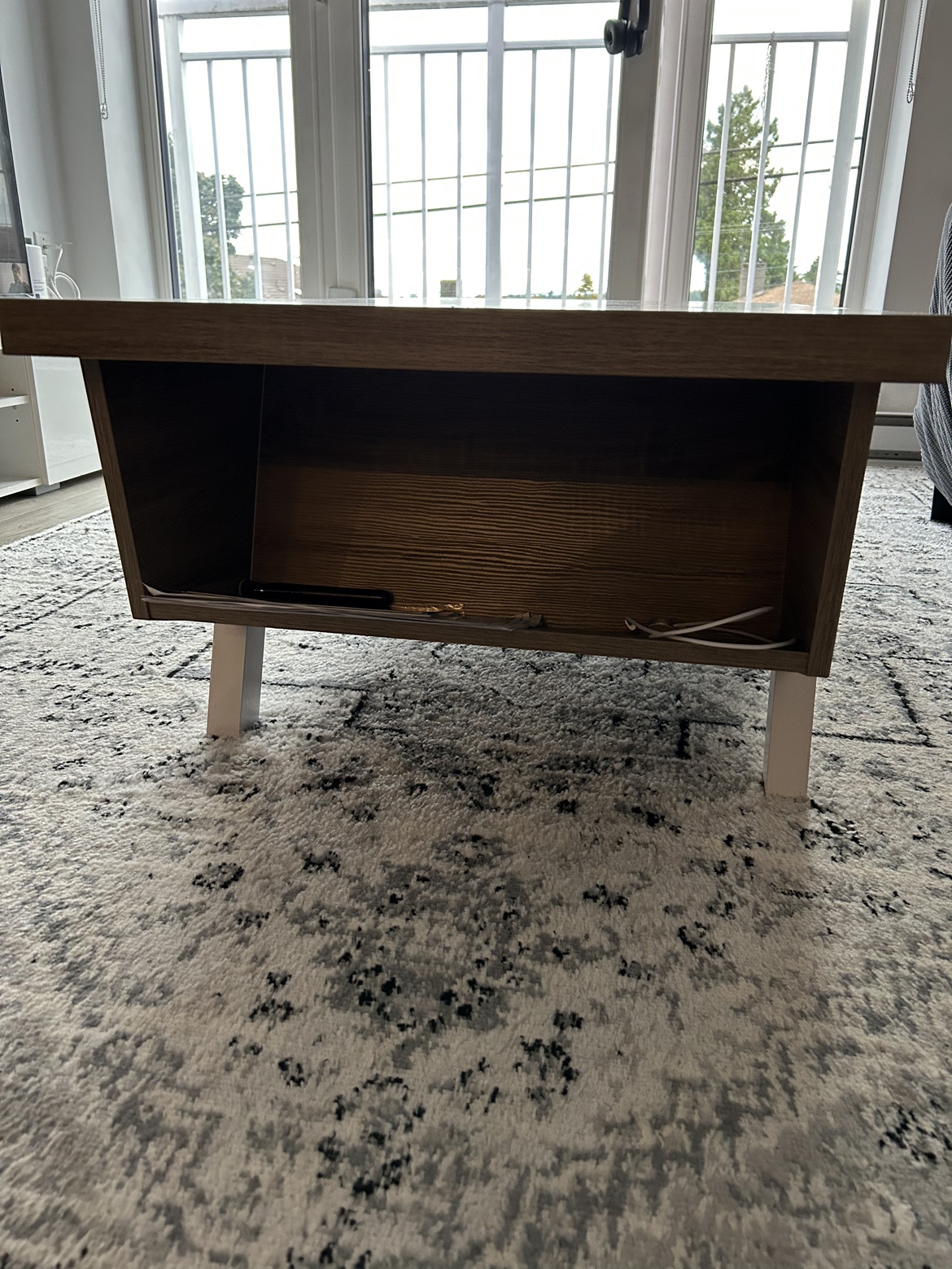 Center table - H 17’ W 47’ - Brown & White color - photo 3