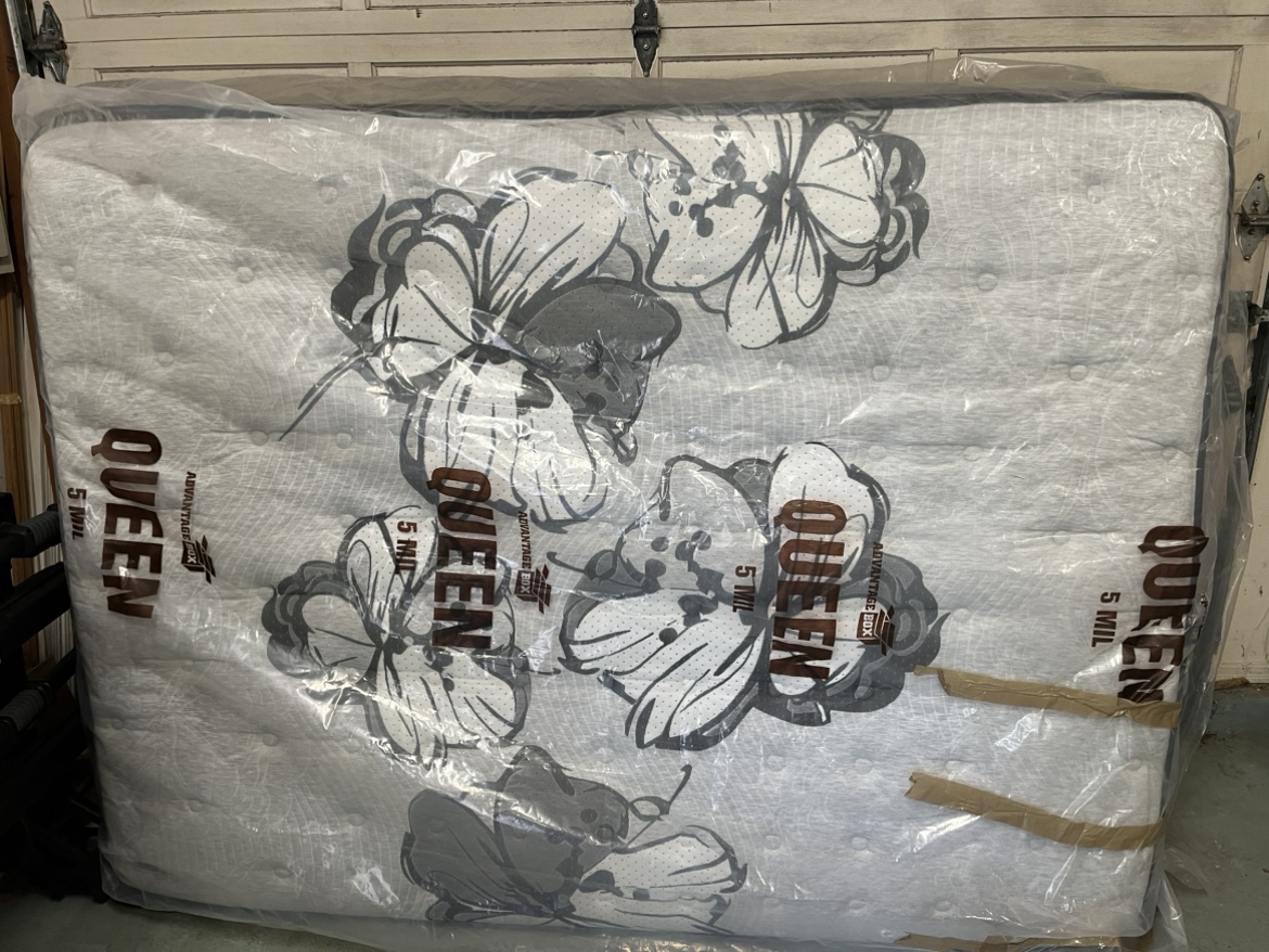 New Queen Sized Mattress, Box Spring, Metal Frame - photo 4
