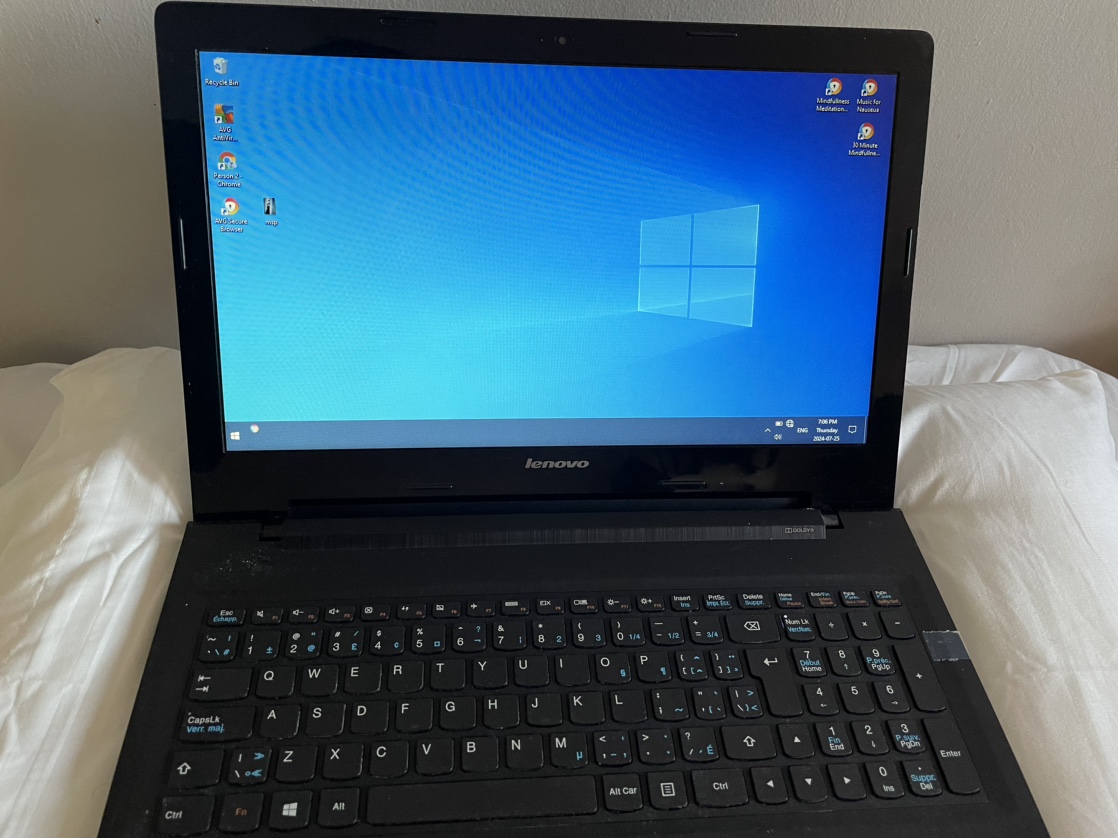 Laptop - photo 3