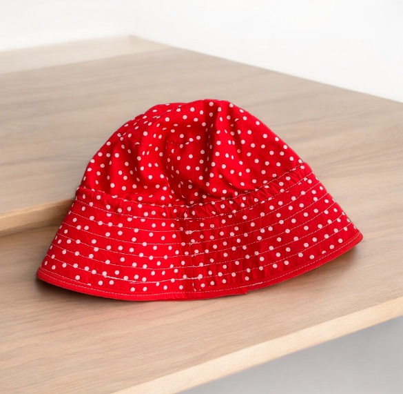 Handmade Reversible Bucket Sun Hat Baby Toddler Ladybug S/M image indicator(7)