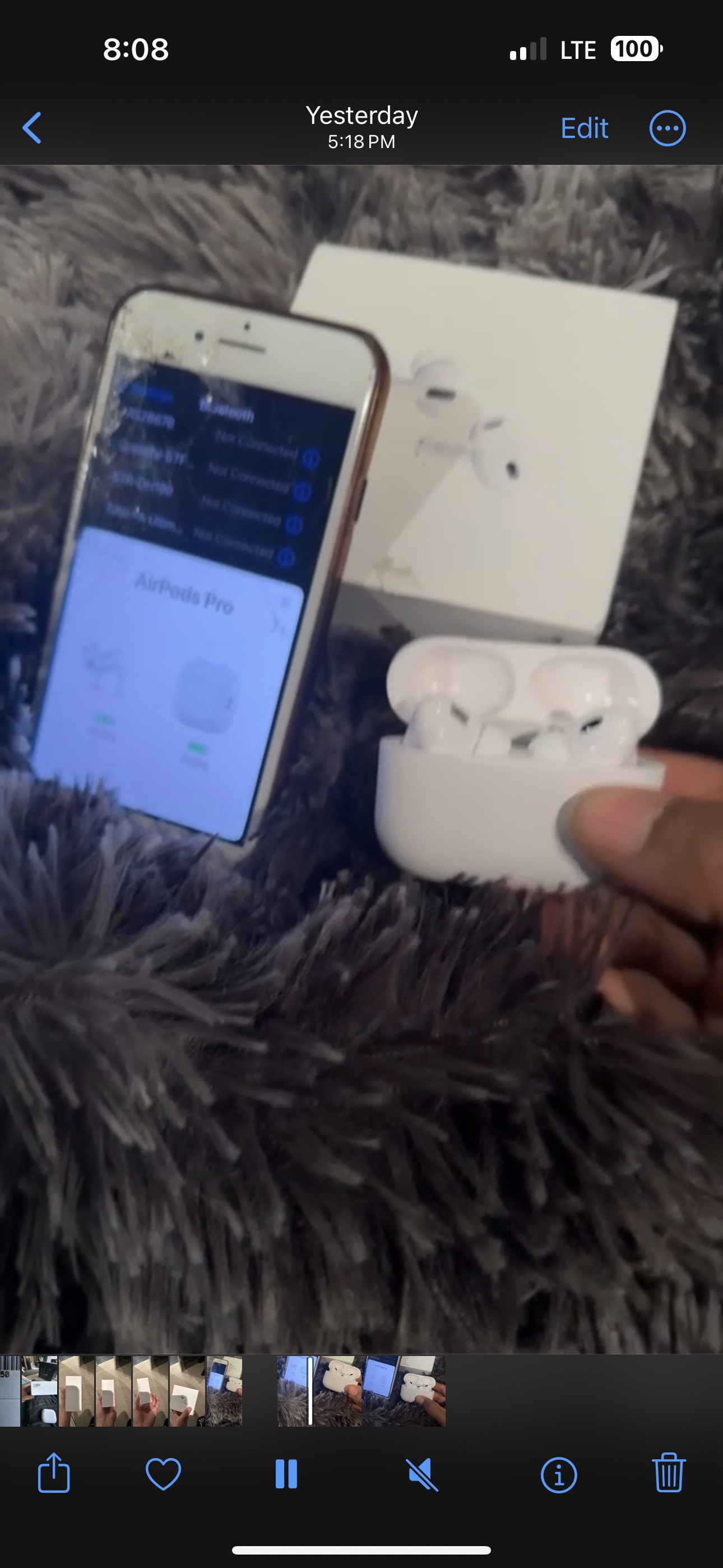 AirPods - photo 2
