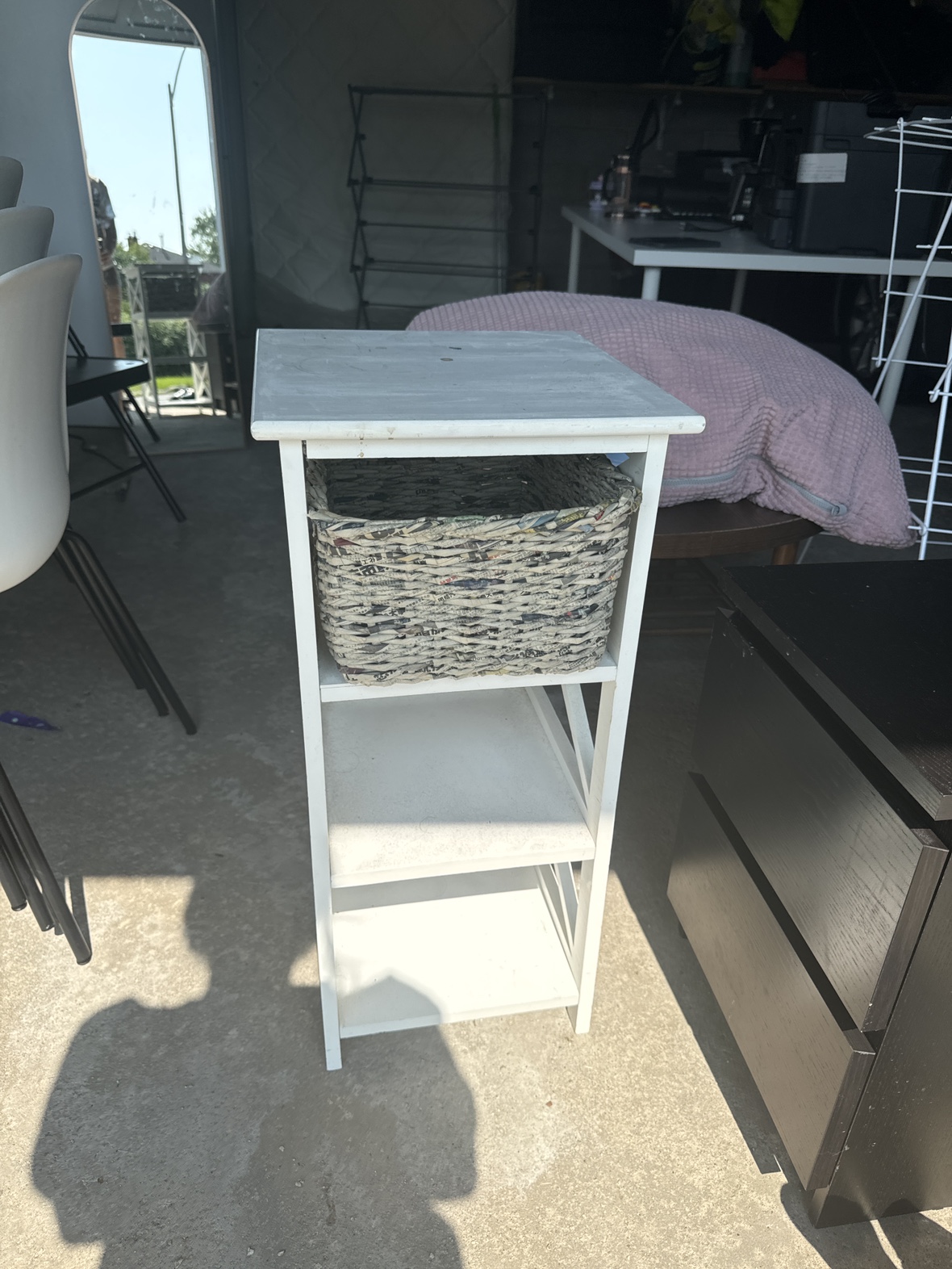 Front shelf table