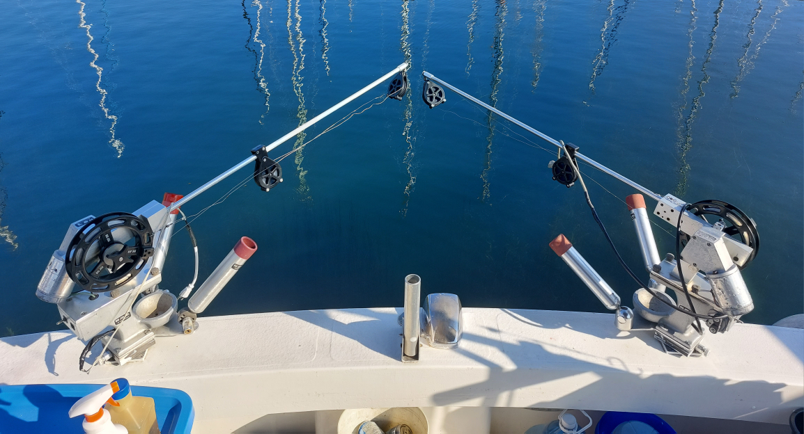 (2) Big Jon Electric Downriggers separate