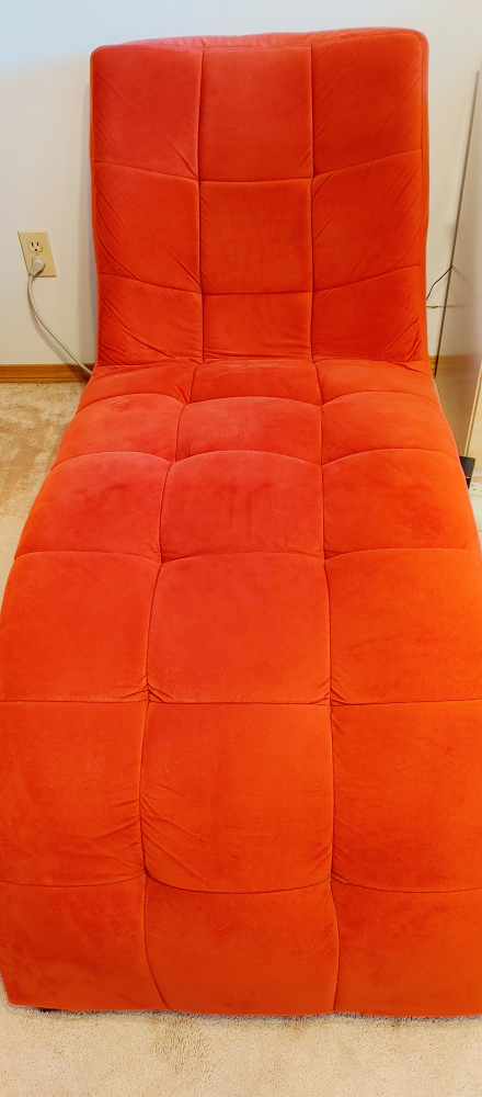 Lounge Chairs - photo 4