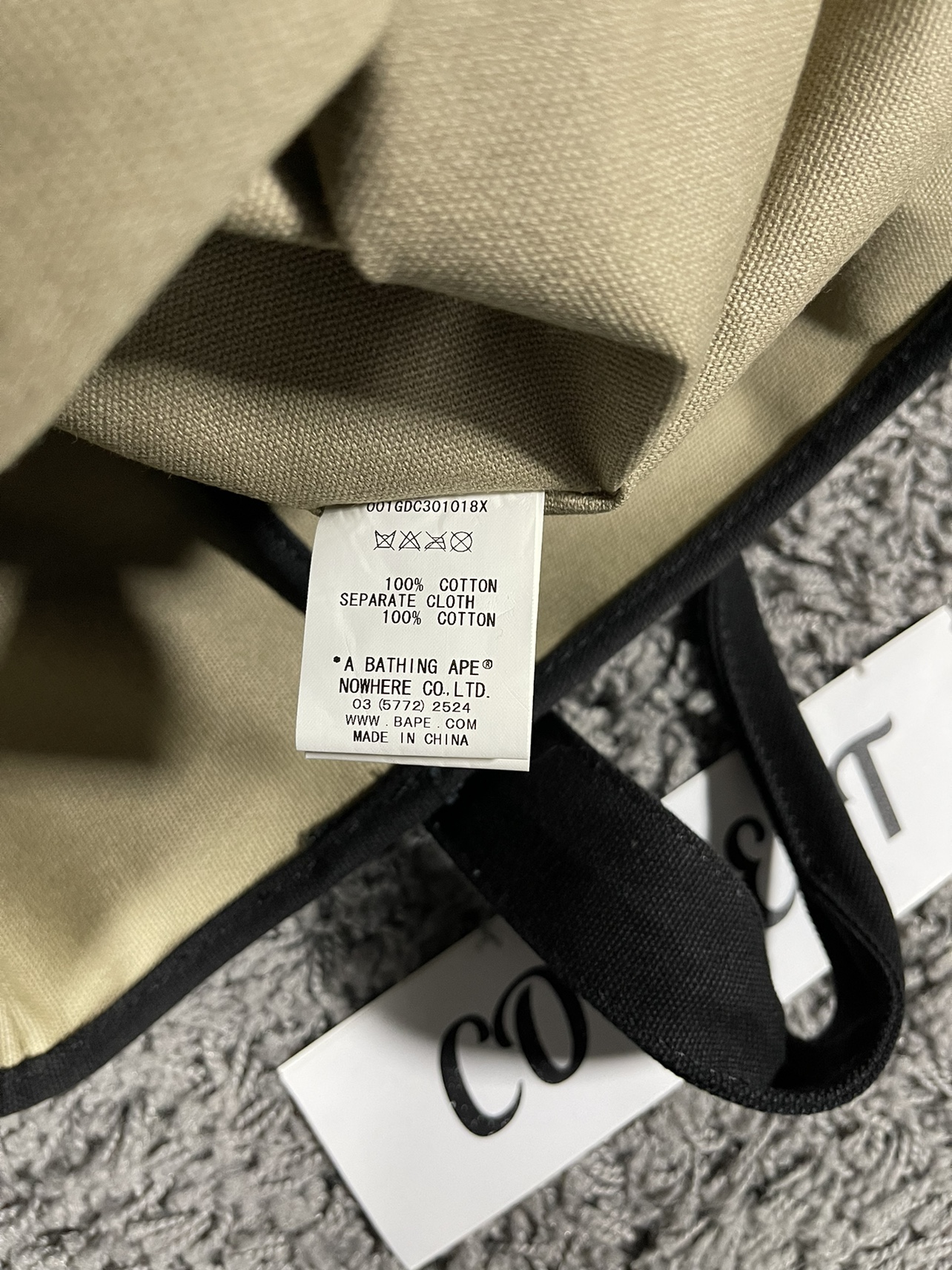 BAPE Half ABC Camo Shark Face Tote Bag Green Ivory image indicator(9)