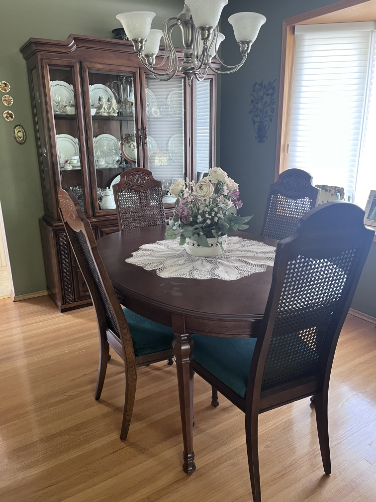 Dining room chairs