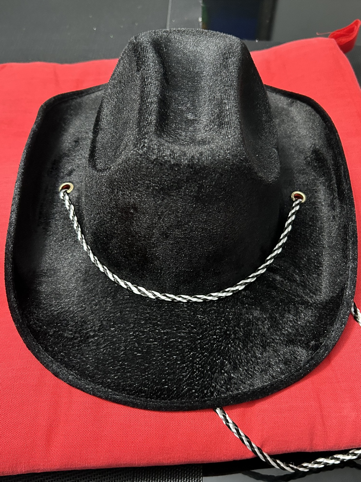 Brand new cowboy hat thumbnail