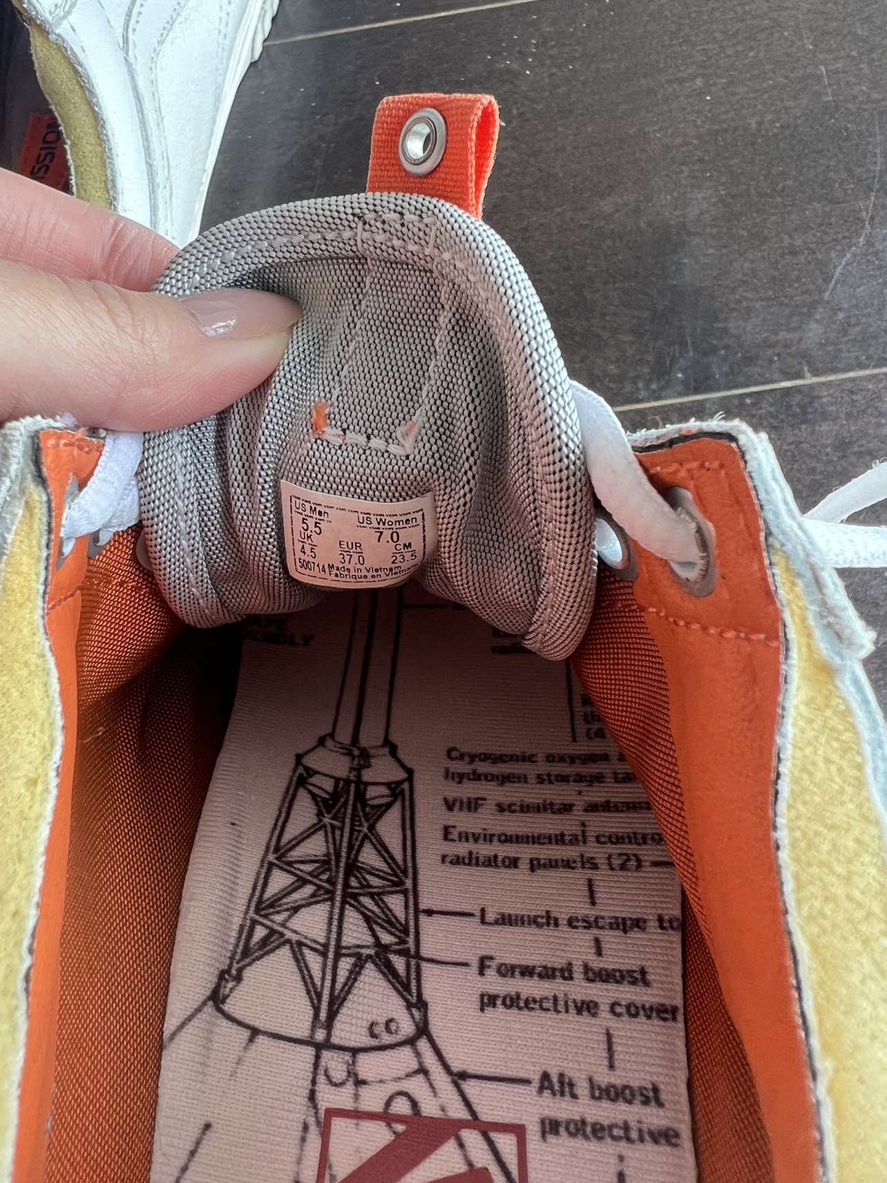 Vans Old Skool NASA Space Voyager True White Sneakers image indicator(3)