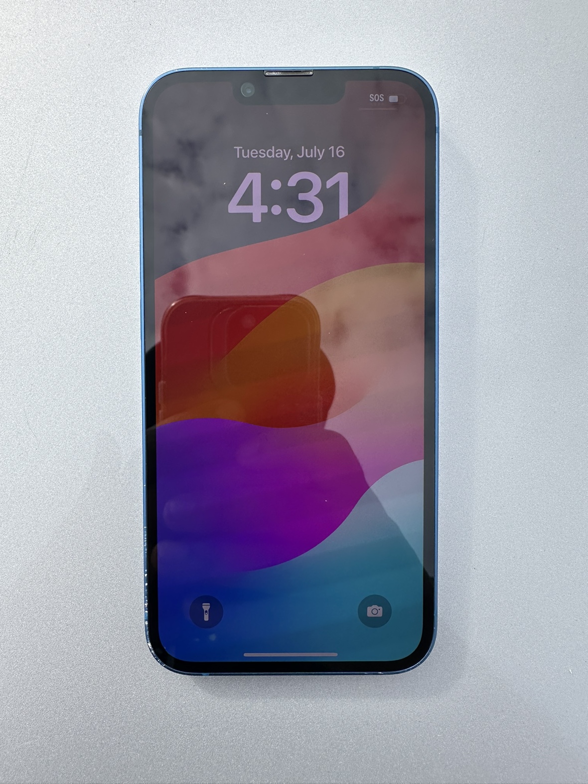 IPHONE 13 256GB UNLOCKED 9/10 CONDITION $500 FIRM thumbnail