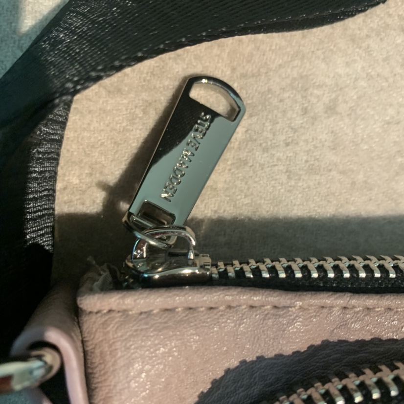 New Steve Madden Faux Leather Mauve/Pink Blush Crossbody Purse image indicator(4)