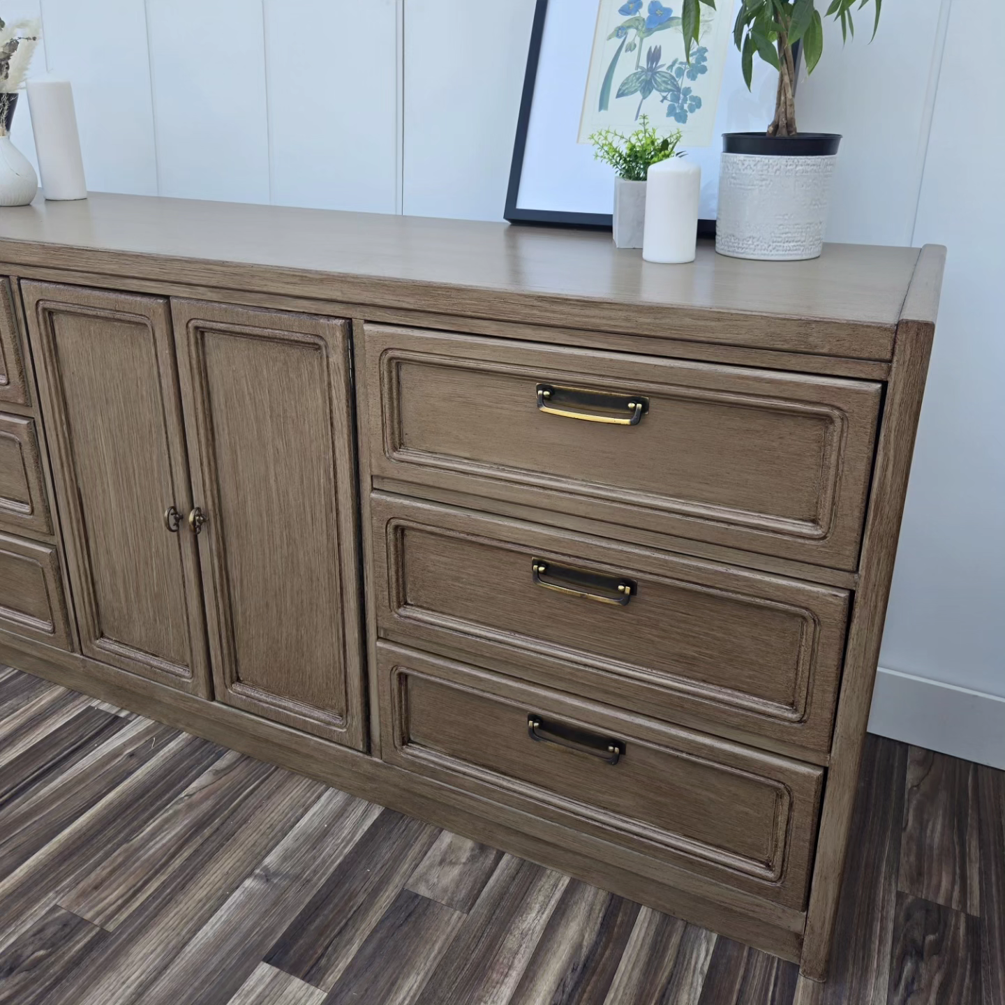 Large Dresser - photo 4