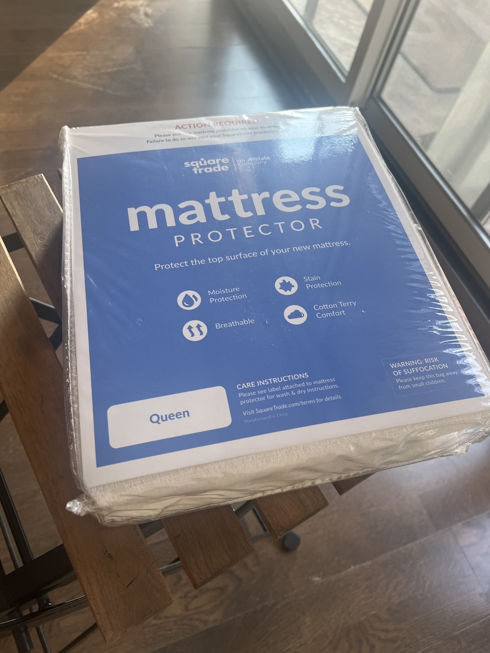 Mattress protector (Brand new in box) thumbnail