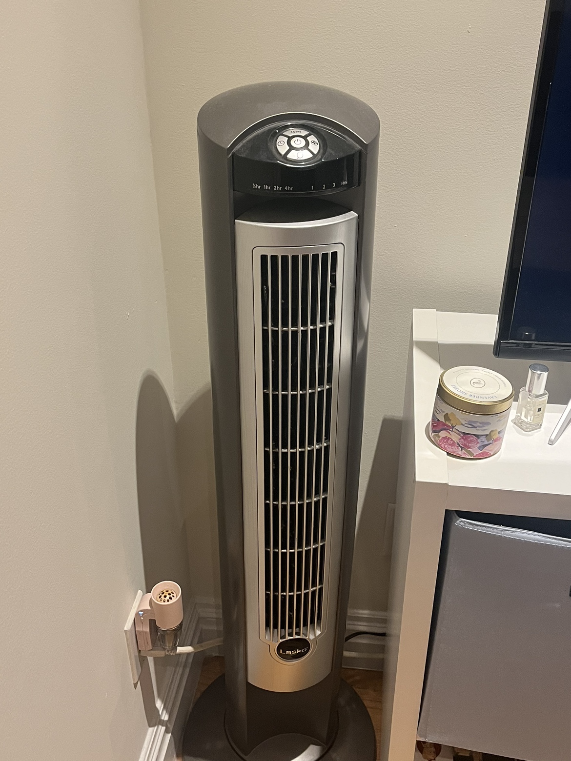 Lasko Oscillating Fan