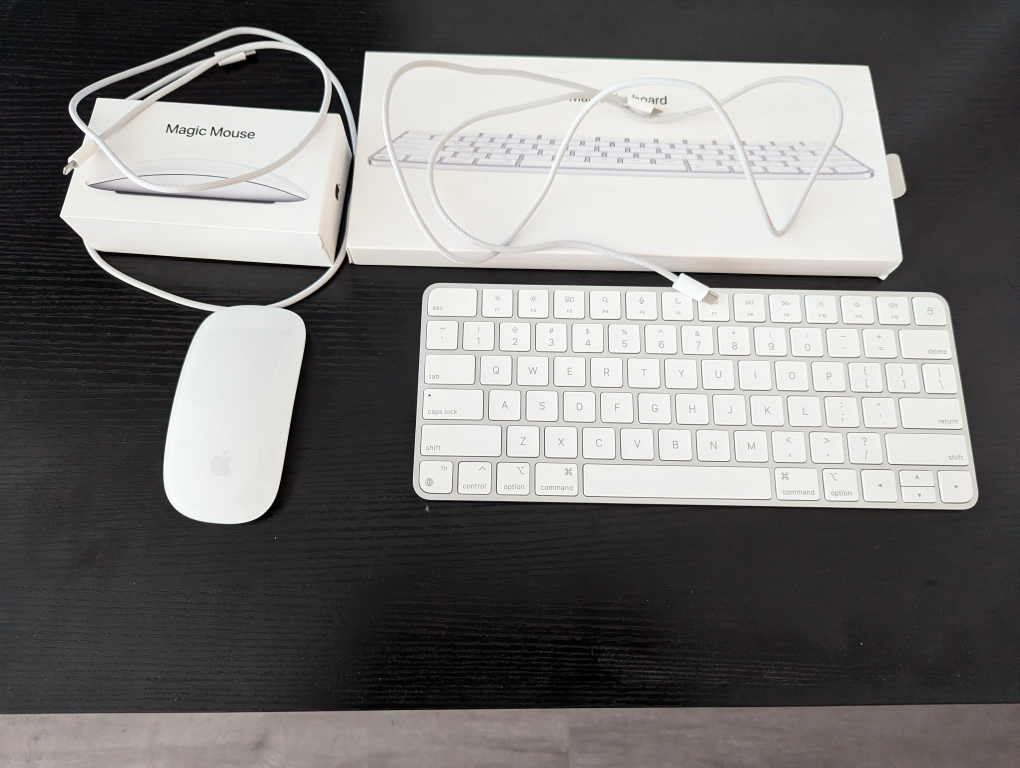 Apple magic keyboard and mouse thumbnail