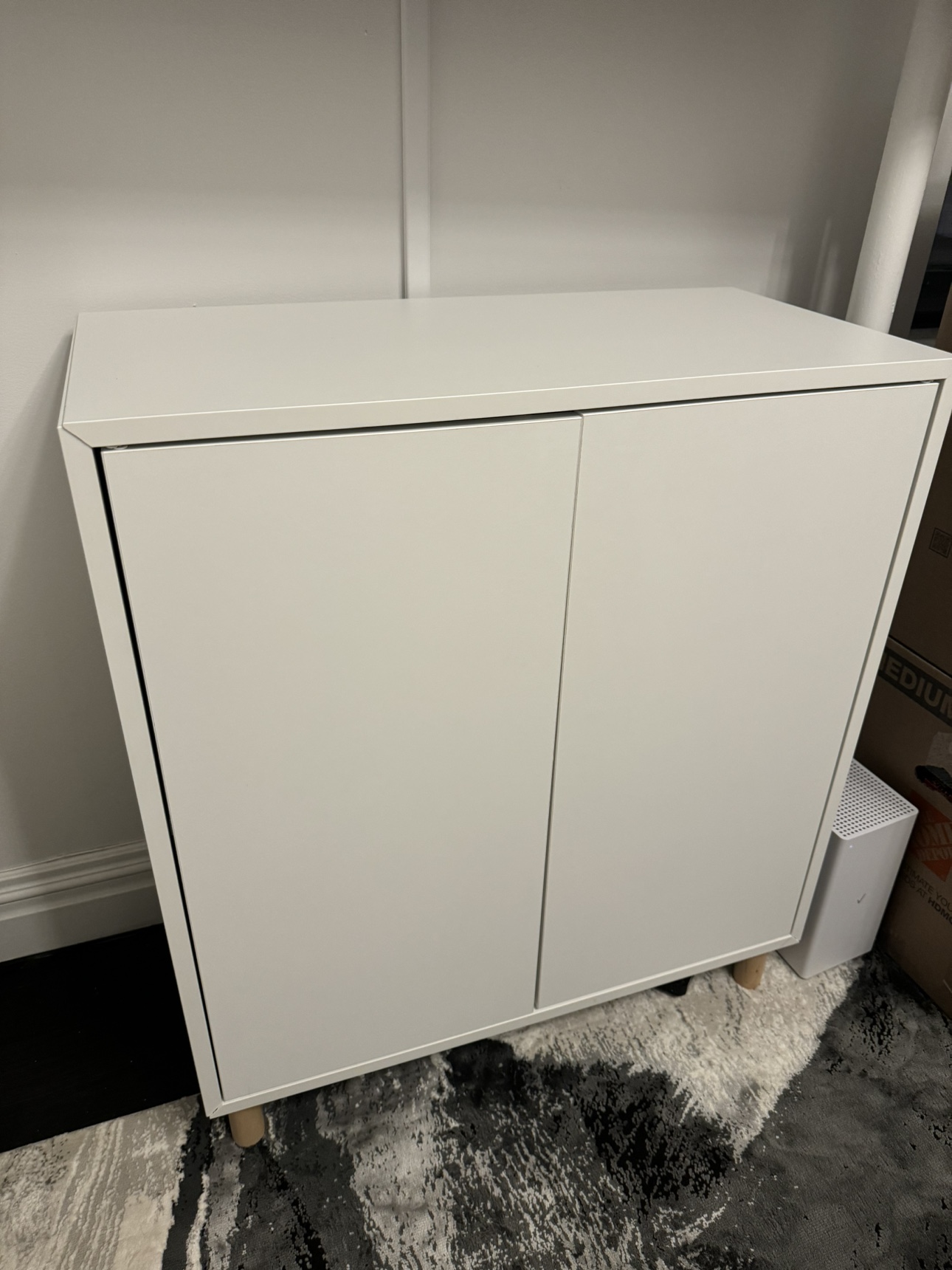 MODERN Minimal media/everyday cabinet