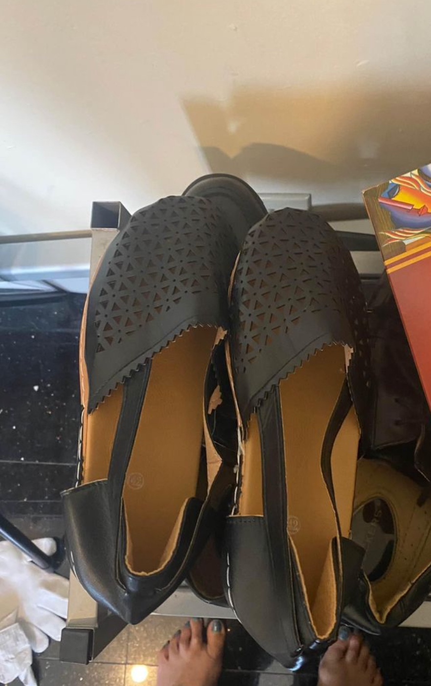 Ladies beach shoes