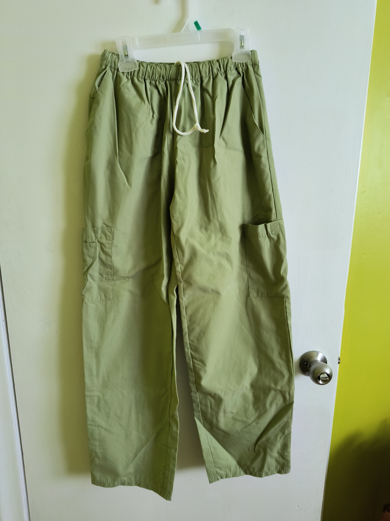 Scrubs Top and Pants image indicator(3)