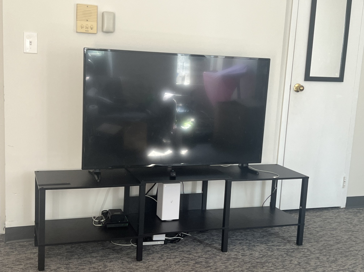 55 INCH TV