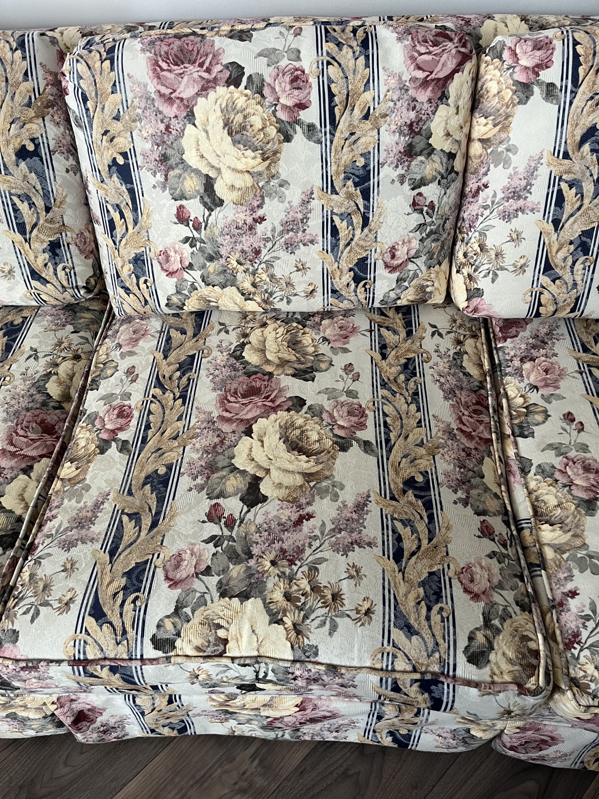 3-Seater Couch/ Sofa - photo 5