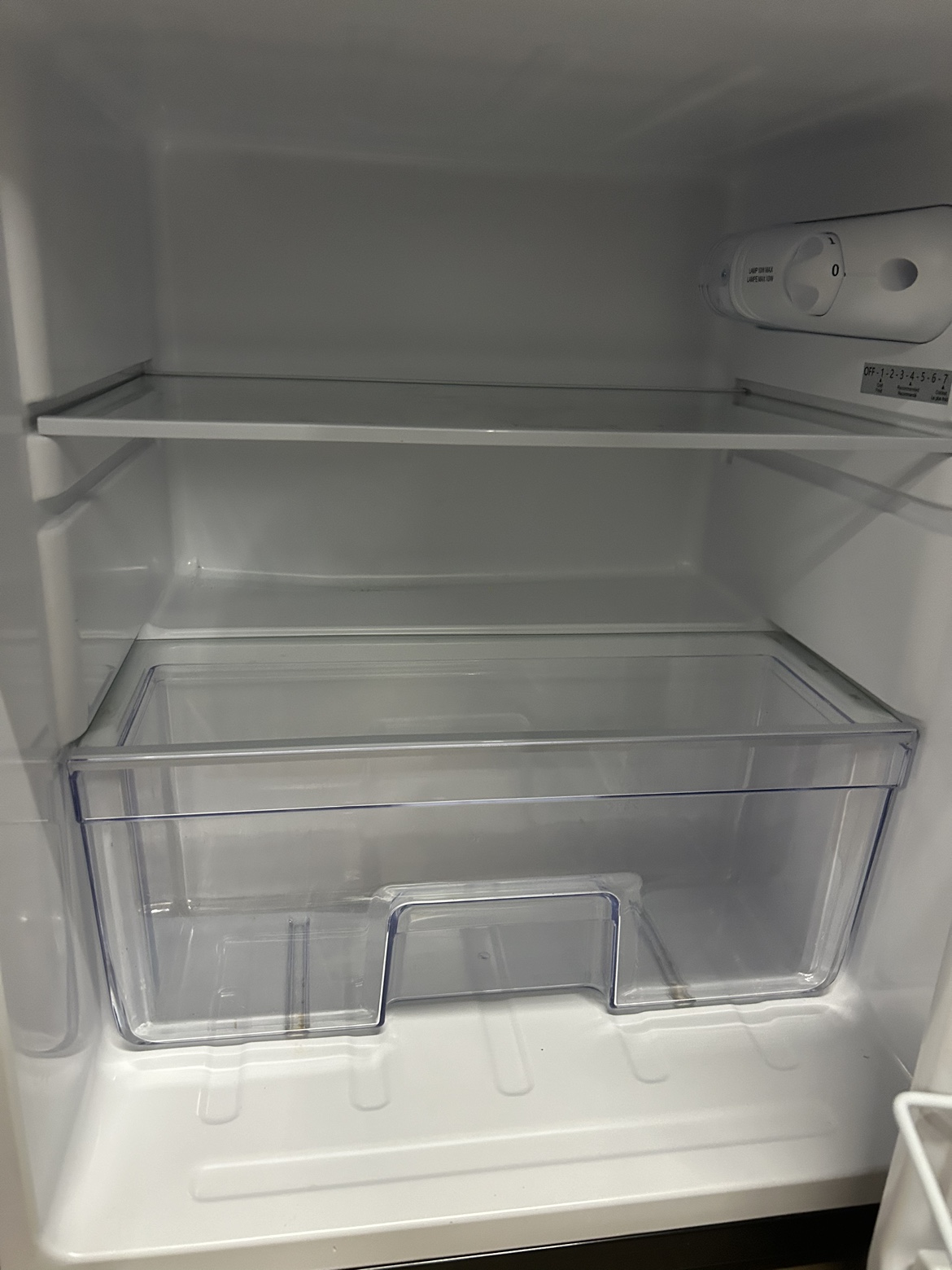 Insignia mini fridge with freezer - photo 2