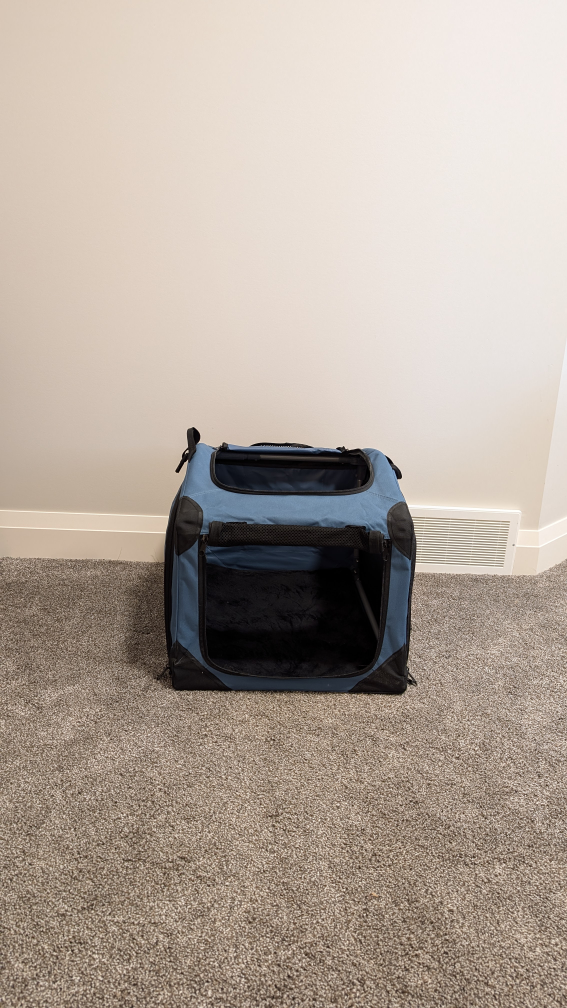 Essentials 24" Soft Portable Crate - photo 3