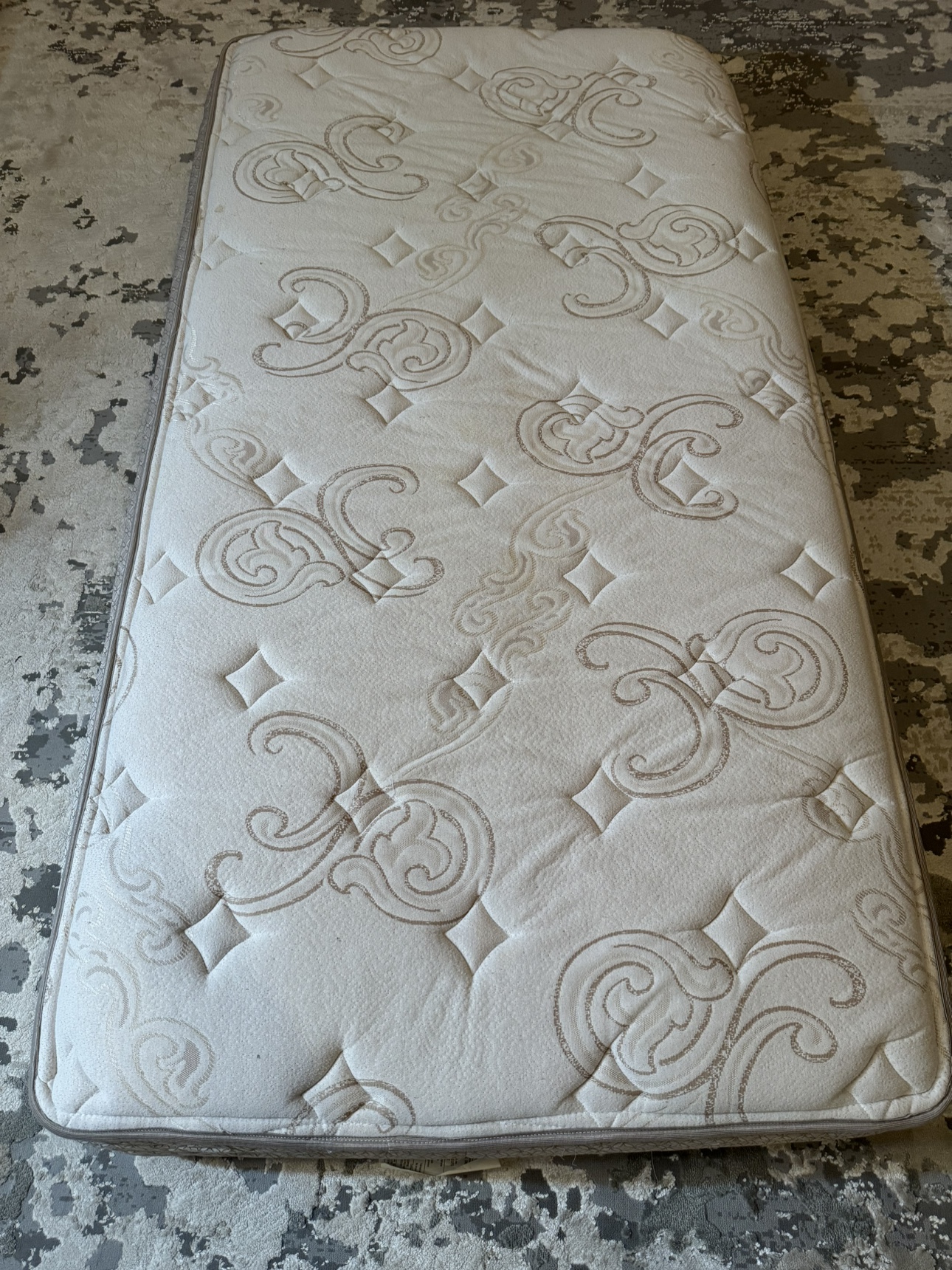 Twin mattress