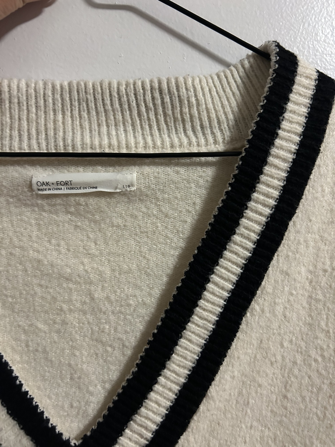 Oak & Fort Vest (L) image indicator(2)