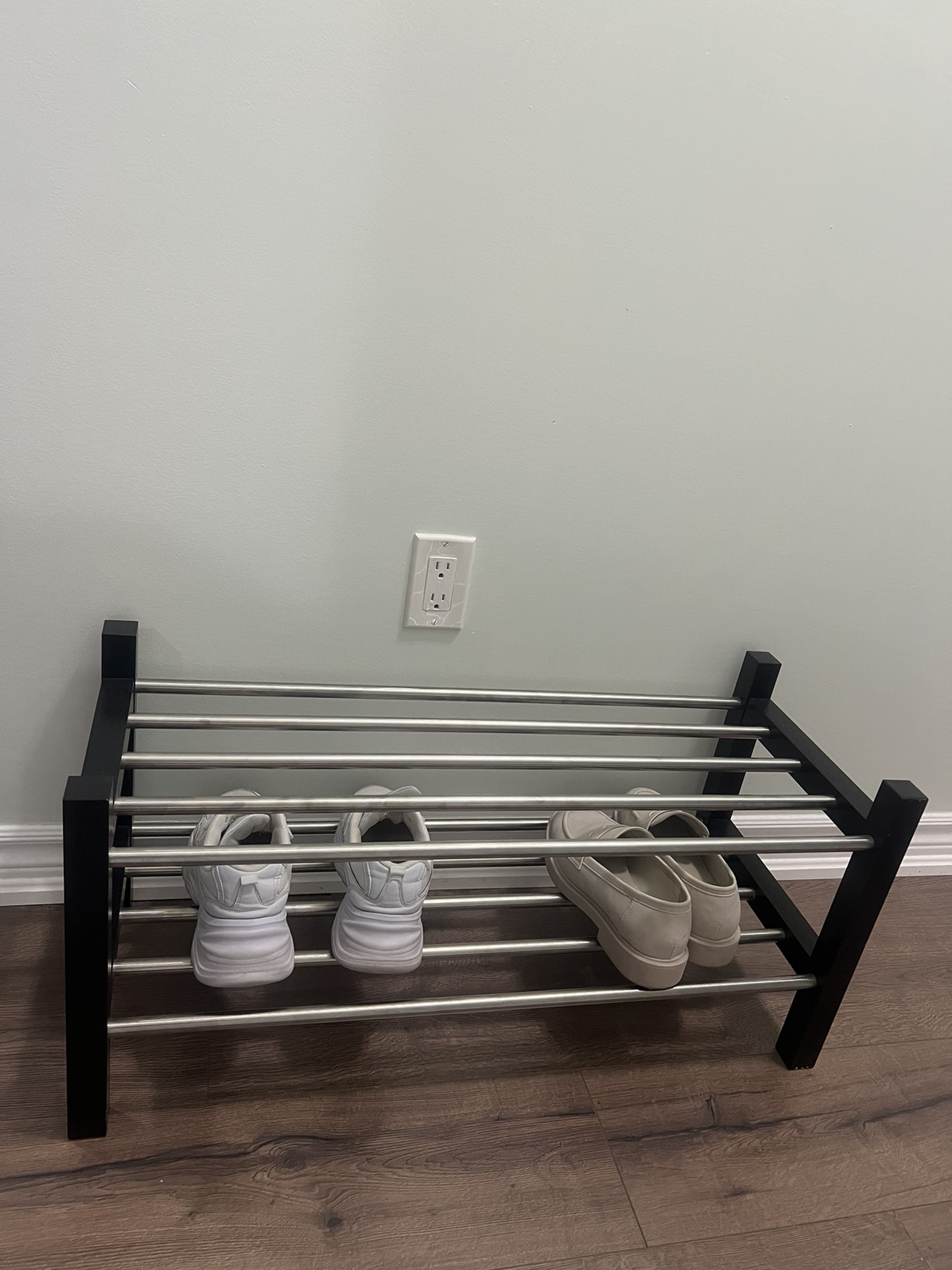 Shoe rack