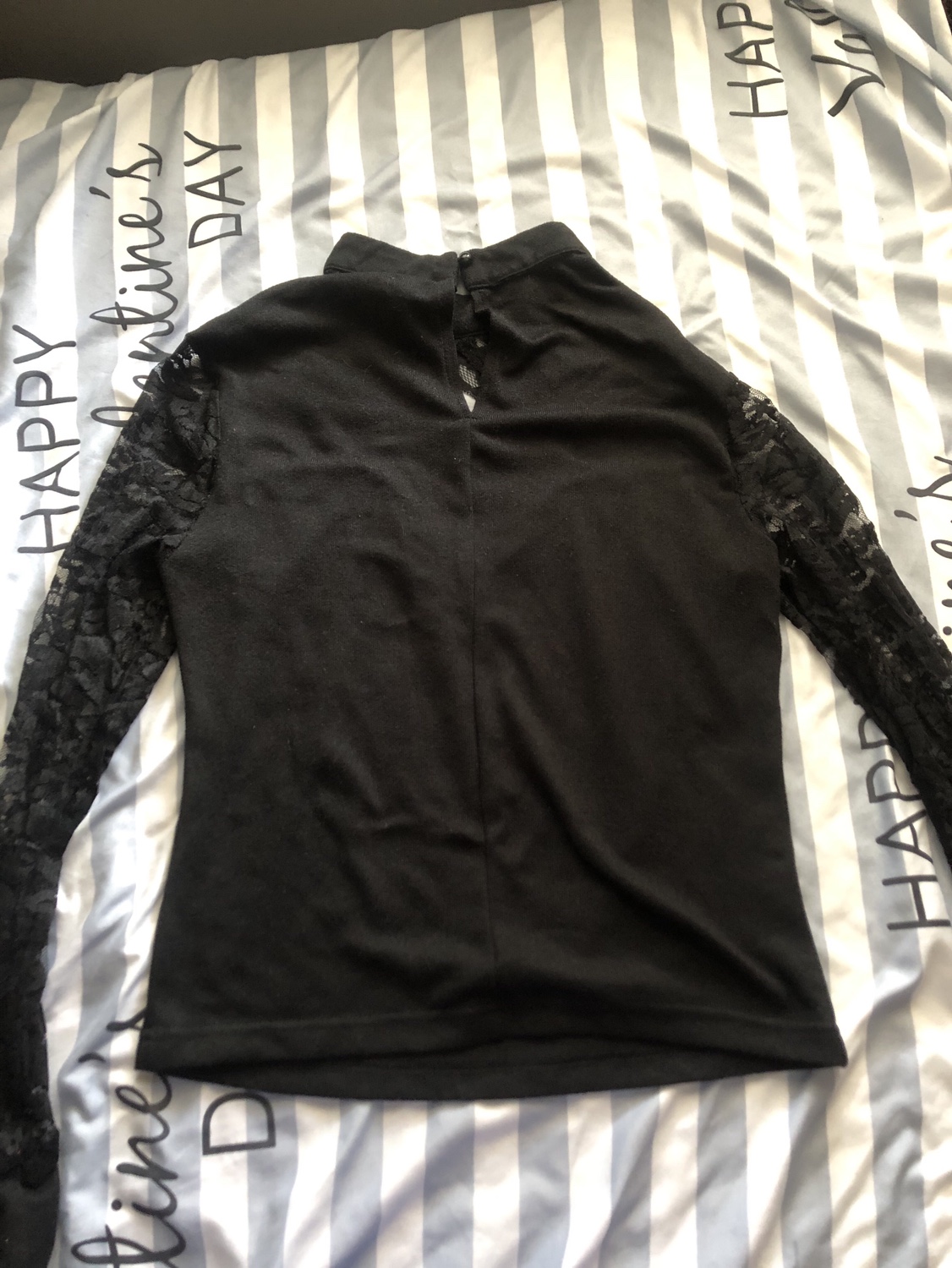 M size black lace sleeve top image indicator(2)