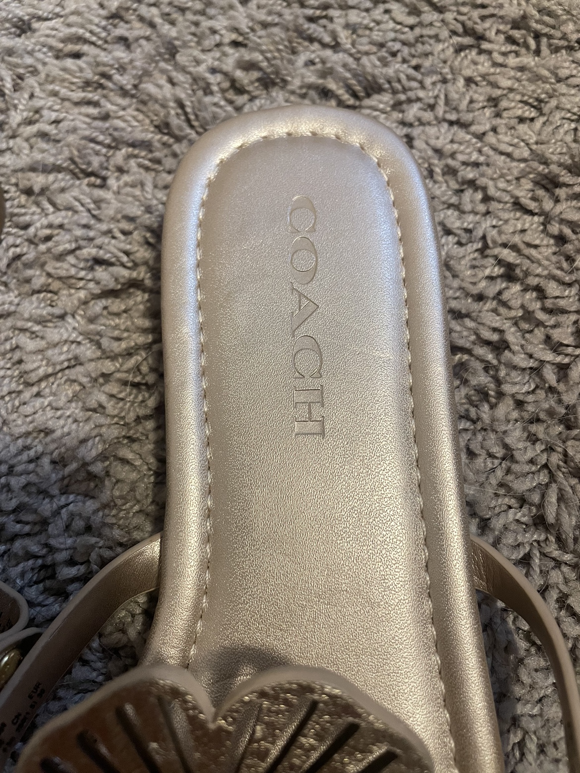 Adorable size 8.5 coach sandals image indicator(3)