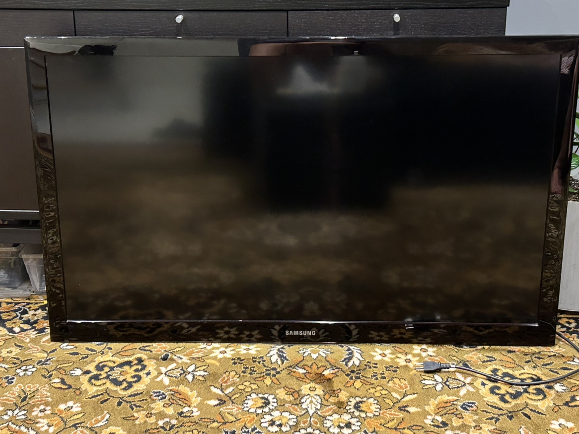 Samsung tv 46”