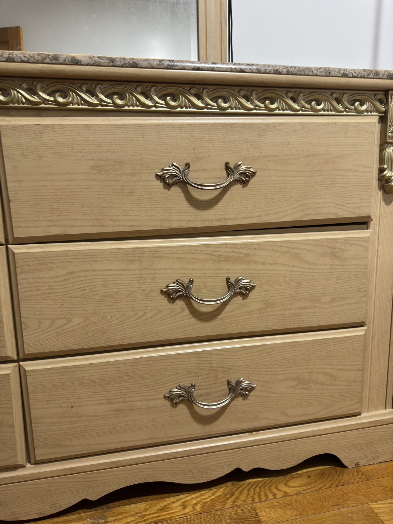 Ashley Dresser & Side Table - Oak & Faux Marble Top - photo 5