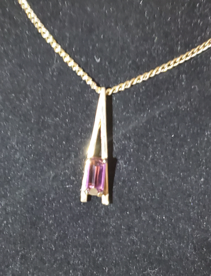 Vtg. Avon Necklace image indicator(4)