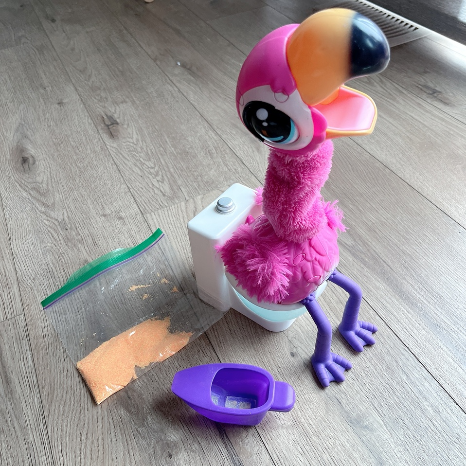 Live pet gotta go flamingo, funny interactive toy for kids ⚽️ thumbnail