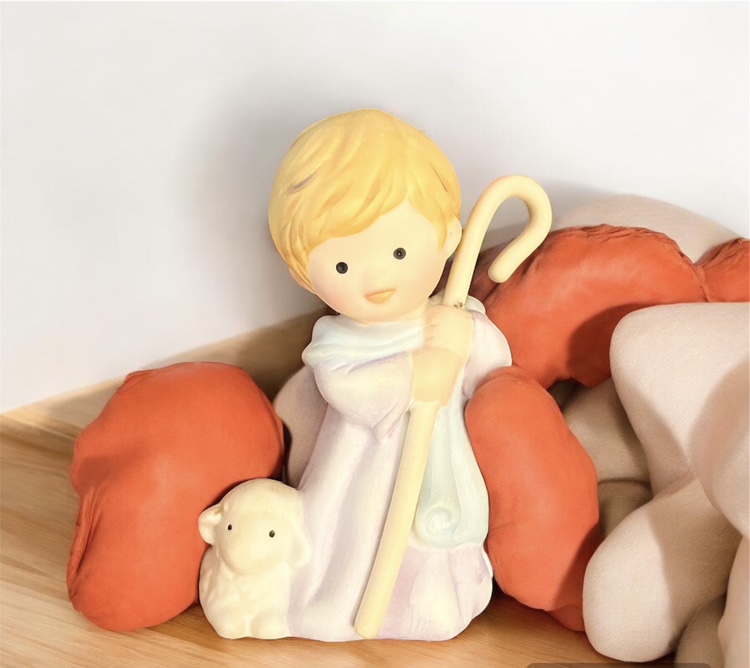 Vintage AVON Heavenly Blessings Nativity Collection Holy Family image indicator(6)