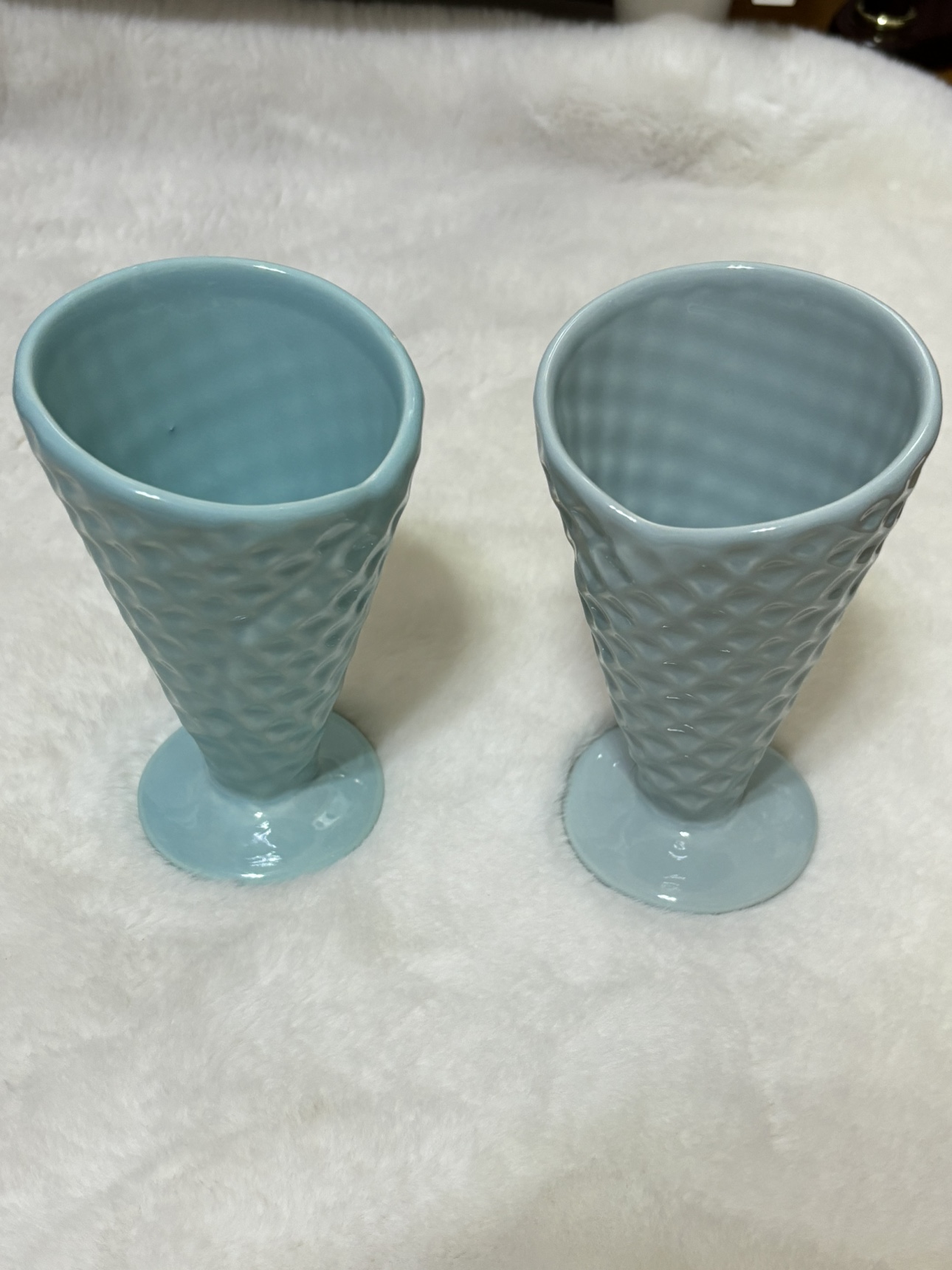 Ice Cream Cone Dessert Holder Set 2 Pcs thumbnail