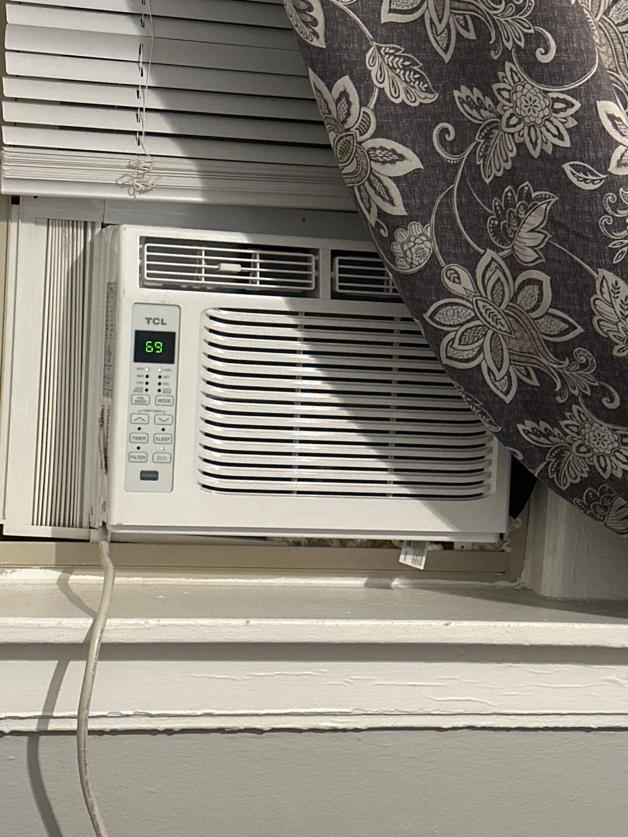 TCL 6000 btu air conditioner