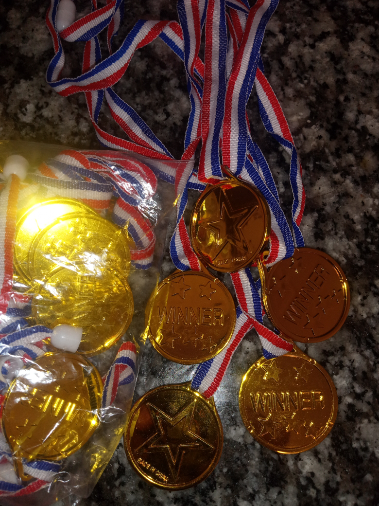 Medals 🥇🏅 #freecycle 🥕 image indicator(2)