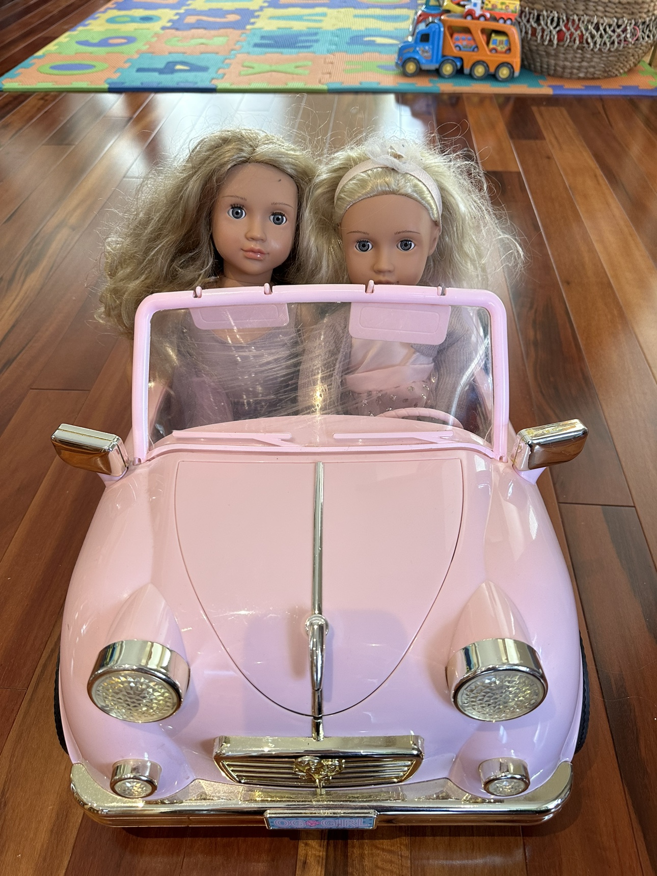 Our Generation Dolls and Retro Car thumbnail