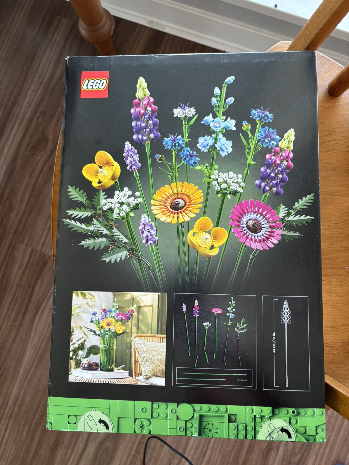 Unopened LEGO wildflower bouquet