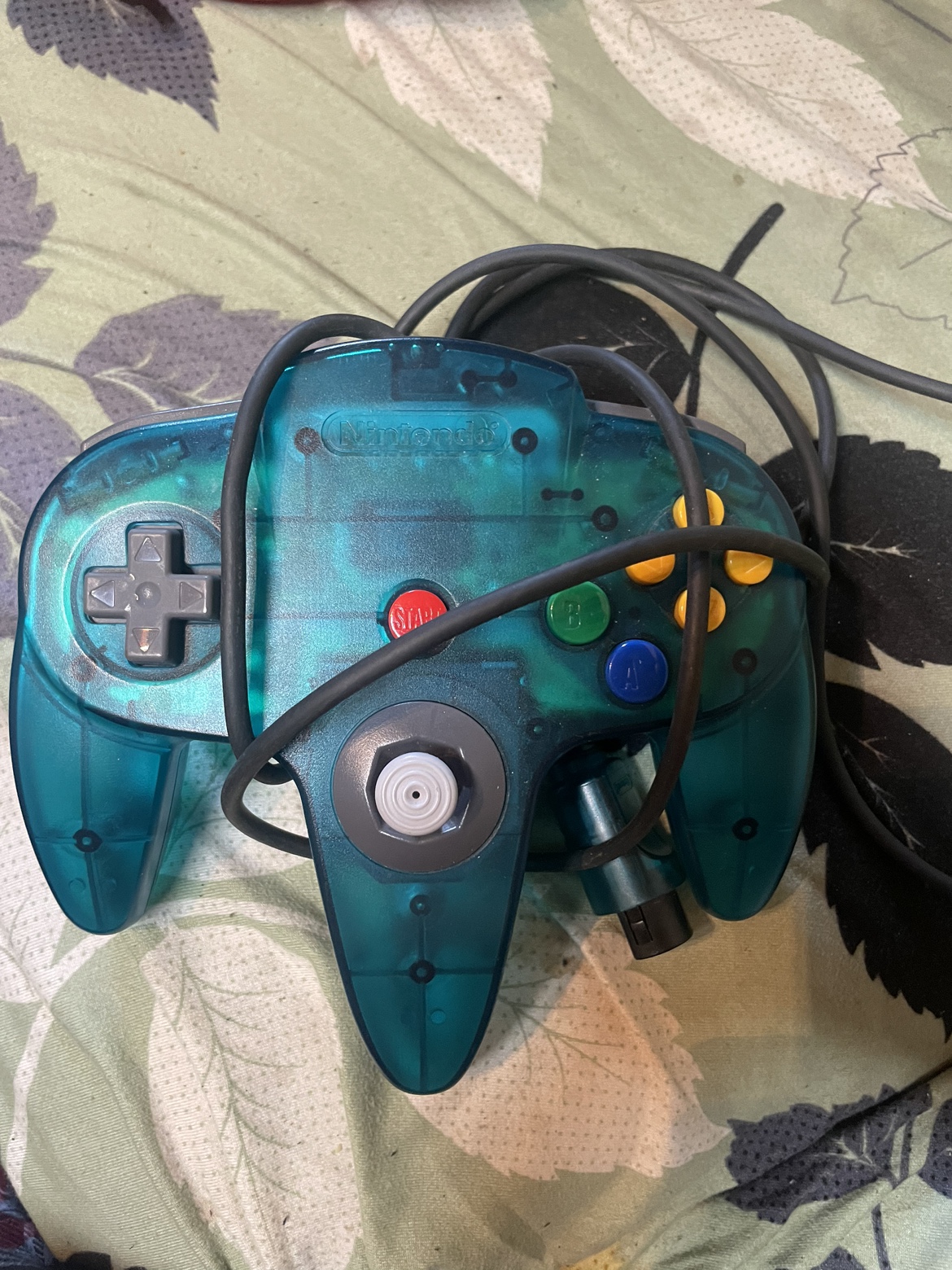 Nintendo 64 game system+controllers - photo 5