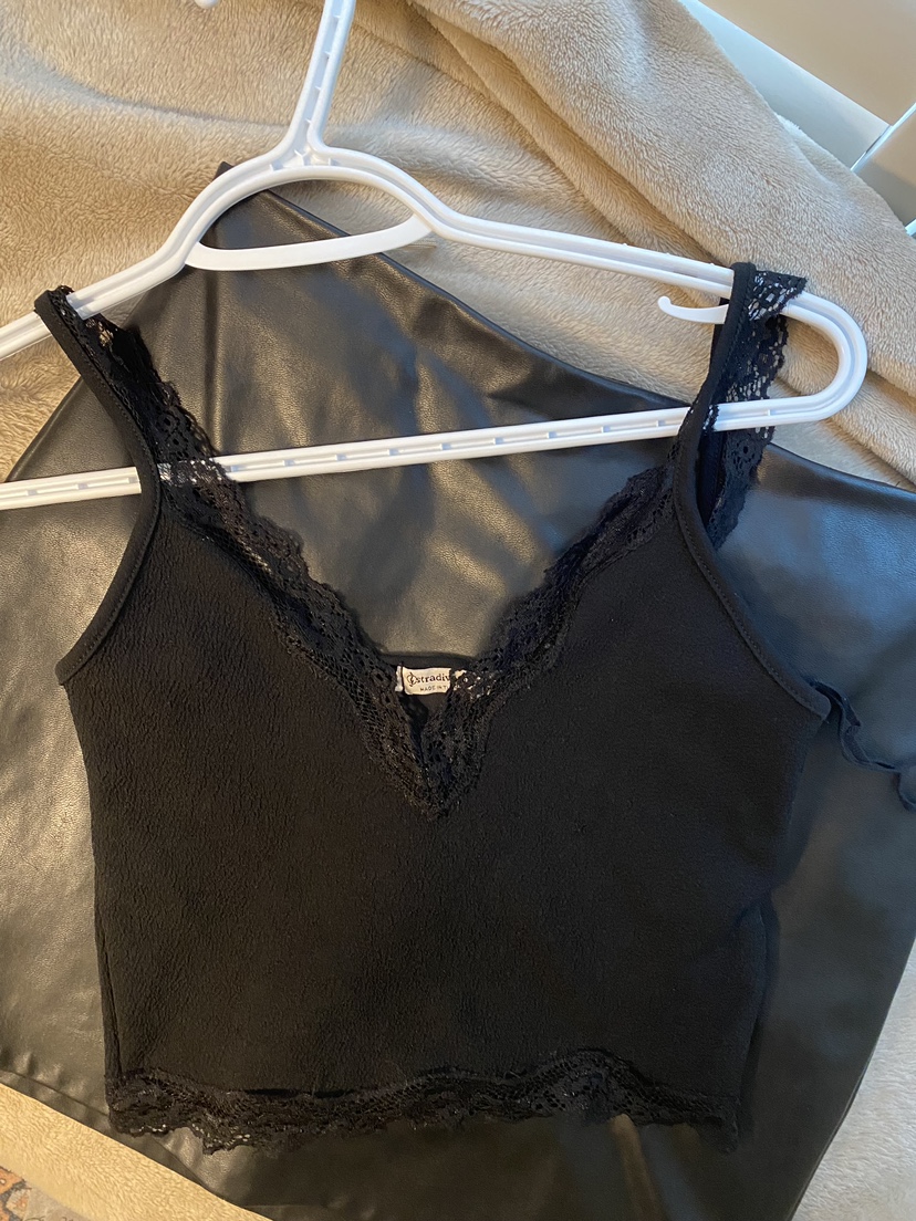 Lace Top image indicator(3)