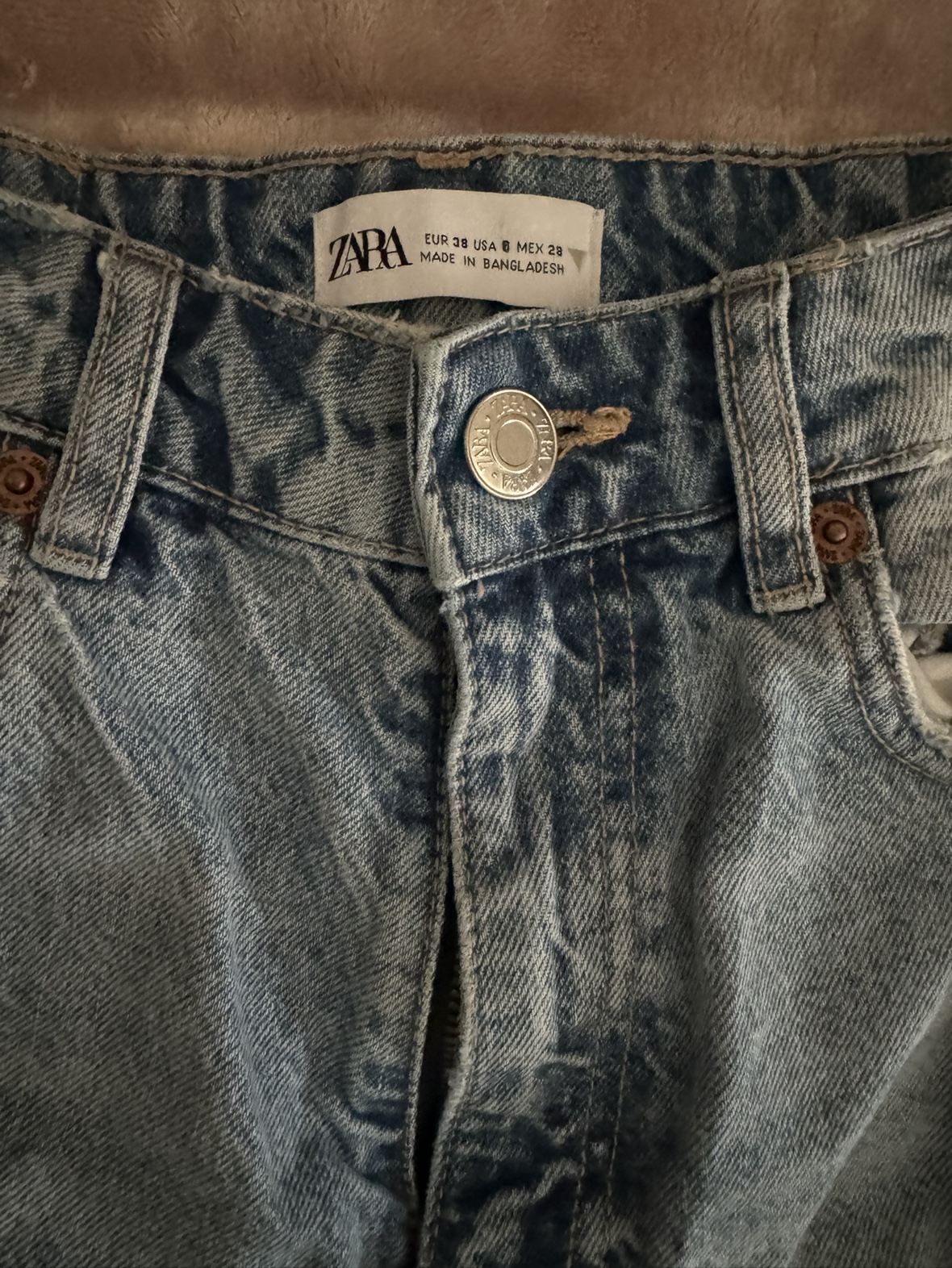 Zara jeans image indicator(2)
