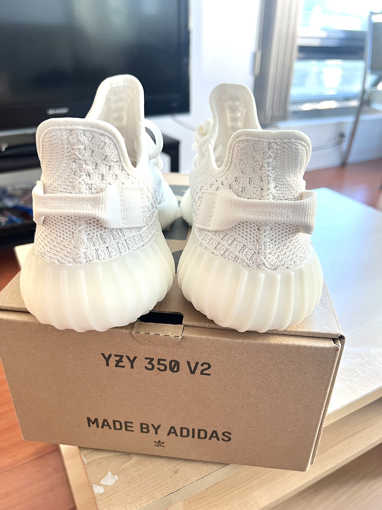 Yeezy Boost V2 Bone - Size US 5 - photo 3