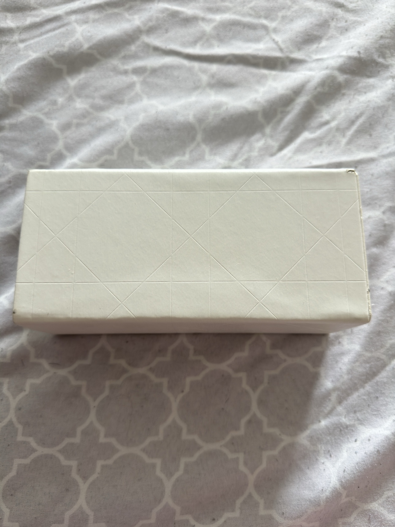 Glasses case image indicator(2)