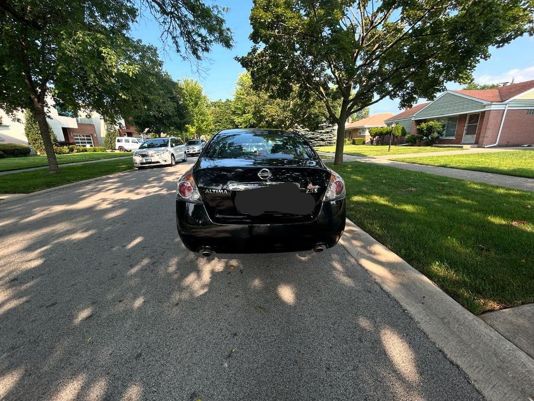 2010 Nissan Altima - photo 2